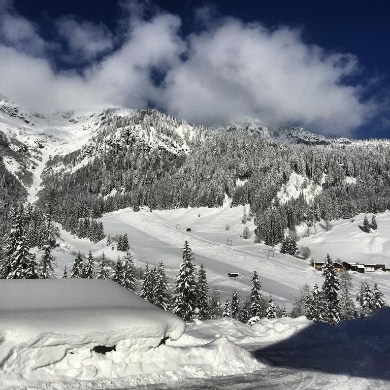 3 * Lungötz